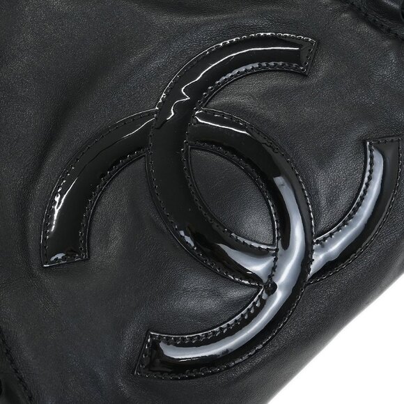 Chanel Black Calfskin Modern Chain Tote Bag 115777 - Picture 4 of 9